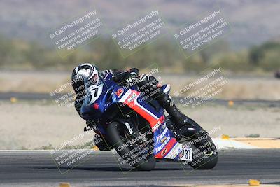 media/Nov-01-2025-CVMA (Sat) [[fc0f7531b8]]/Race 1-Formula Middleweight/